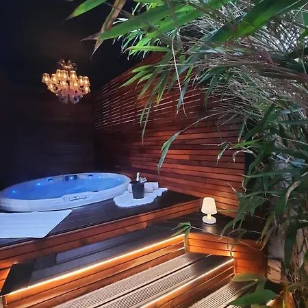 Jacuzzi *
