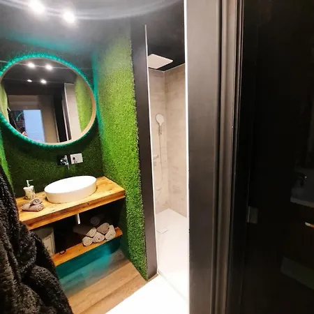 Jacuzzi Bed & Breakfast *