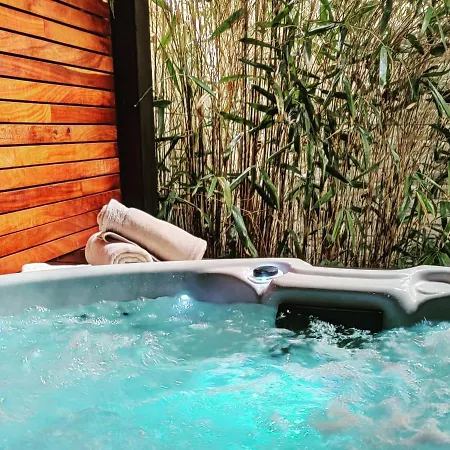 Bed & Breakfast Jacuzzi Luik